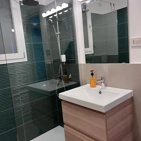 Sammartino 108 * Palermo